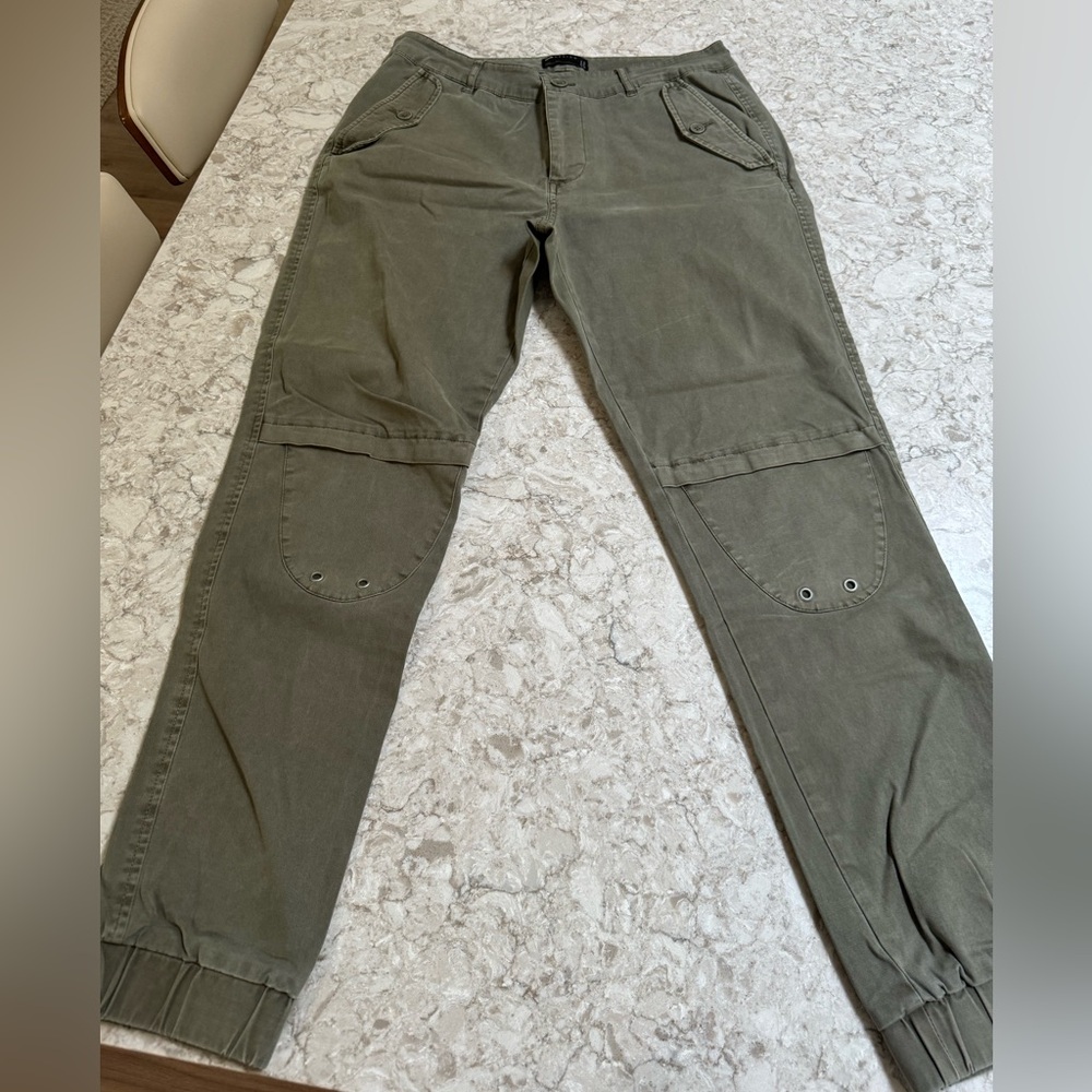 ASOS Men’s Cargo Joggers - Green (Size:32x30)